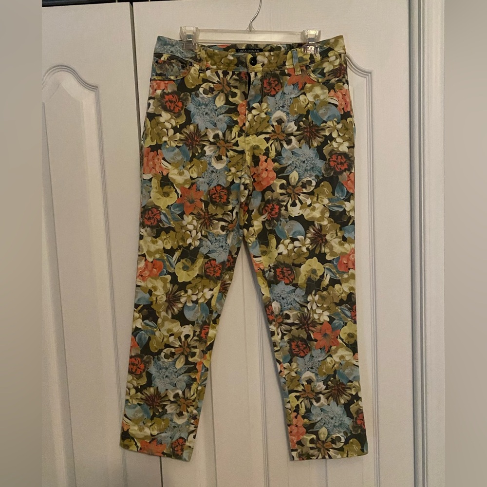 Linea Domani Floral Print Women's Cropped Pants